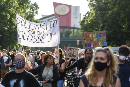 Demonstration zur Rettung des Kinos Colosseum in Berlin