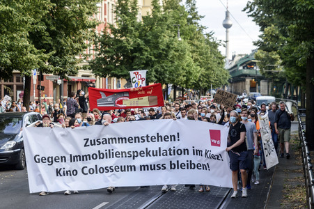 Demonstration zur Rettung des Kinos Colosseum in Berlin