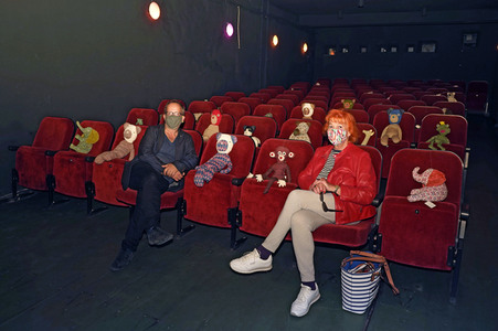 Wiedereröffnung des Programmkinos 'Klick' nach dem Corona-Lockdown in Berlin