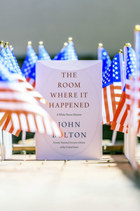 Symbolfoto: Memoiren von John Bolton