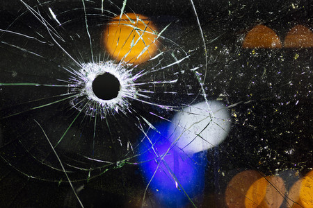 Symbolfoto Einschussloch