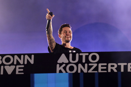 Autokino-Konzert von Le Shuuk in Bonn