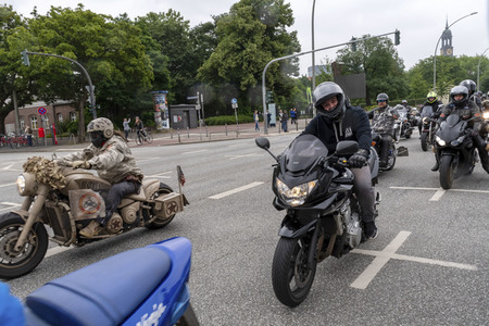 Protest gegen Motorrad-Fahrverbote in Hamburg