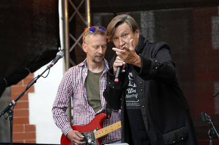 Picknickkonzert mit Ulli und die grauen Zellen in Werder