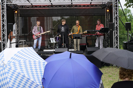 Picknickkonzert mit Ulli und die grauen Zellen in Werder