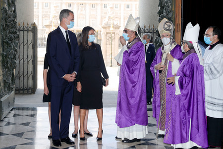 Gedenkmesse für die Opfer des Coronavirus in Madrid