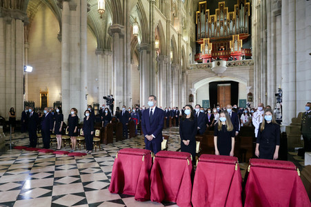 Gedenkmesse für die Opfer des Coronavirus in Madrid