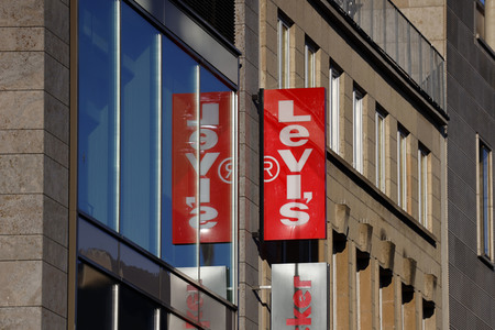 Symbolfoto Levis