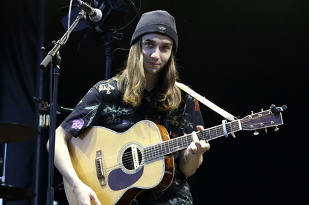 Autokinokonzert von Desmond Lewis in Hamburg