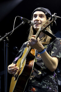 Autokinokonzert von Desmond Lewis in Hamburg