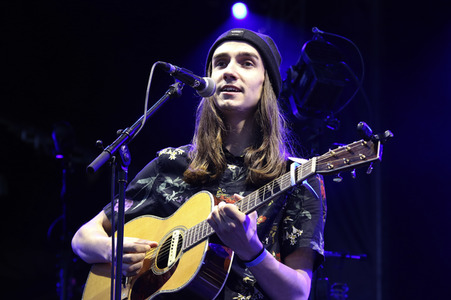 Autokinokonzert von Desmond Lewis in Hamburg