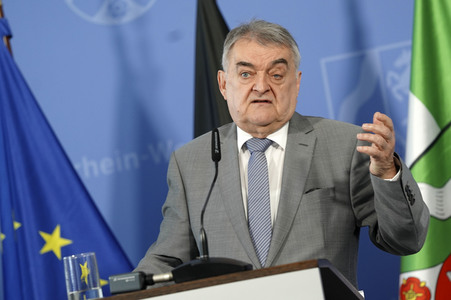 Pressestatement von Herbert Reul in Düsseldorf