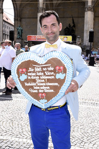 Schausteller-Kundgebung 'Rettet unsere Märkte und Volksfeste' in München