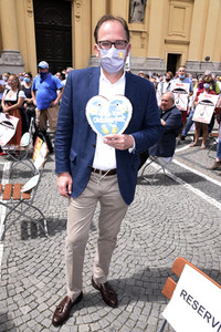 Schausteller-Kundgebung 'Rettet unsere Märkte und Volksfeste' in München