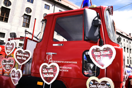 Schausteller-Kundgebung 'Rettet unsere Märkte und Volksfeste' in München