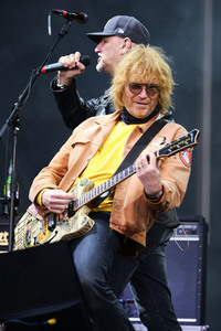 Autokultur-Konzert von Fury in the Slaughterhouse in Hannover