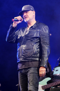 Autokultur-Konzert von Fury in the Slaughterhouse in Hannover