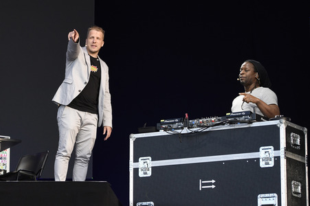 Autokultur mit Oliver und Amira Pocher in Hannover