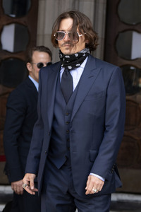 Johnny Depp vor dem High Court in London