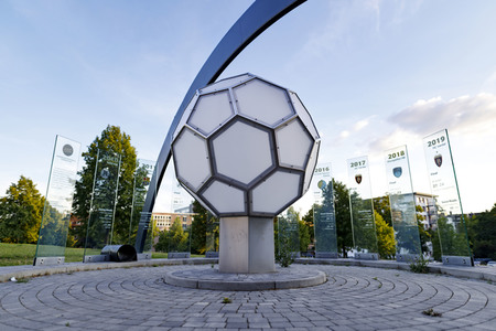 Ball of Fame Denkmal in Köln