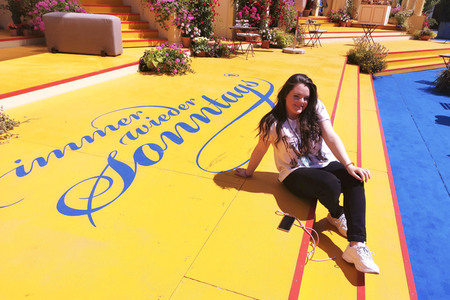 Natalie Röhle in der Unterhaltungsshow 'Immer wieder Sonntags' in Rust