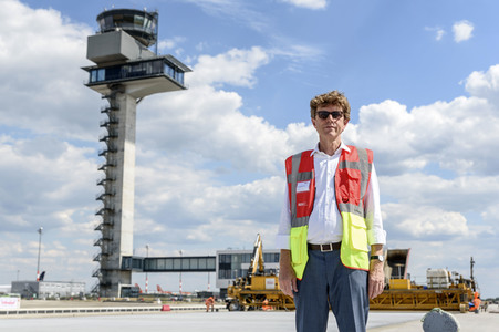 Vorfeld-Baustelle am Flughafen Berlin Brandenburg in Schönefeld