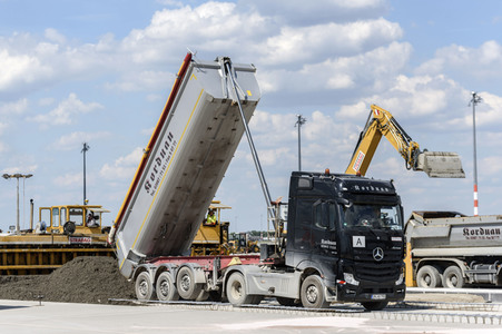 Vorfeld-Baustelle am Flughafen Berlin Brandenburg in Schönefeld