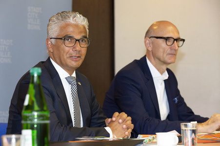 Unterzeichung einer Absichtserklärung der Telekom und der Stadt Bonn