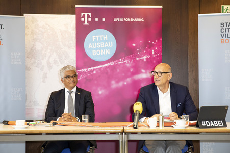 Unterzeichung einer Absichtserklärung der Telekom und der Stadt Bonn