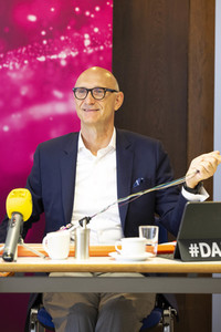 Unterzeichung einer Absichtserklärung der Telekom und der Stadt Bonn