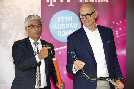 Unterzeichung einer Absichtserklärung der Telekom und der Stadt Bonn