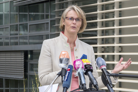 Bundesministerin Anja Karliczek zu Besuch im Universitätsklinikum Hamburg-Eppendorf