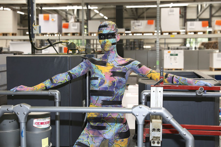 BodyArt Kunstperformance von Jörg Düsterwald mit Aktmodell in Hannover