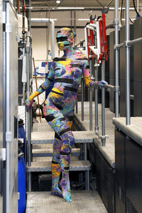 BodyArt Kunstperformance von Jörg Düsterwald mit Aktmodell in Hannover