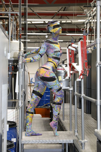 BodyArt Kunstperformance von Jörg Düsterwald mit Aktmodell in Hannover