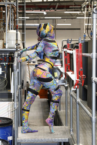 BodyArt Kunstperformance von Jörg Düsterwald mit Aktmodell in Hannover