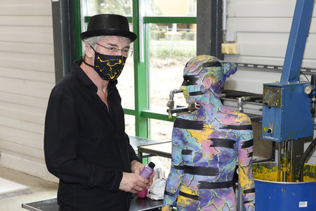 BodyArt Kunstperformance von Jörg Düsterwald mit Aktmodell in Hannover