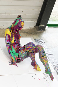 BodyArt Kunstperformance von Jörg Düsterwald mit Aktmodell in Hannover