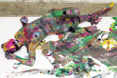 BodyArt Kunstperformance von Jörg Düsterwald mit Aktmodell in Hannover