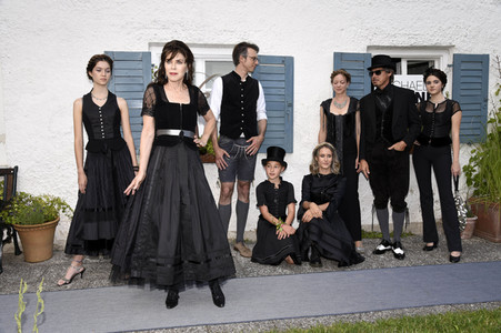 Michaela Keune Modenschau 'Family & Friends' in Pullach