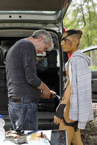 NATURE ART: Holzstapel / Wood Pile Bodypainting