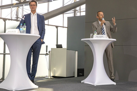 Vorstellung einer Studie für bemannte Flugtaxen am Flughafen Köln/Bonn