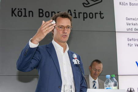 Vorstellung einer Studie für bemannte Flugtaxen am Flughafen Köln/Bonn