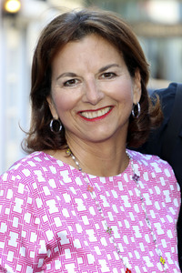 'Golden Things meets Pink Carpet' Pre-Closing Finissage in Hamburg