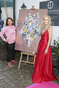 'Golden Things meets Pink Carpet' Pre-Closing Finissage in Hamburg