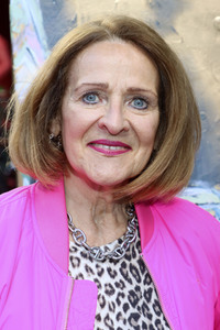 'Golden Things meets Pink Carpet' Pre-Closing Finissage in Hamburg