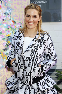 'Golden Things meets Pink Carpet' Pre-Closing Finissage in Hamburg