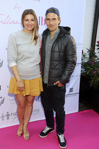 'Golden Things meets Pink Carpet' Pre-Closing Finissage in Hamburg