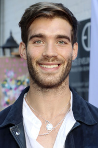 'Golden Things meets Pink Carpet' Pre-Closing Finissage in Hamburg