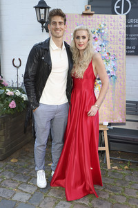 'Golden Things meets Pink Carpet' Pre-Closing Finissage in Hamburg